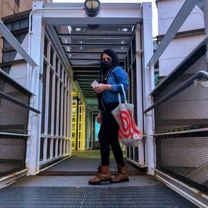 Meet your Posher, Jessica